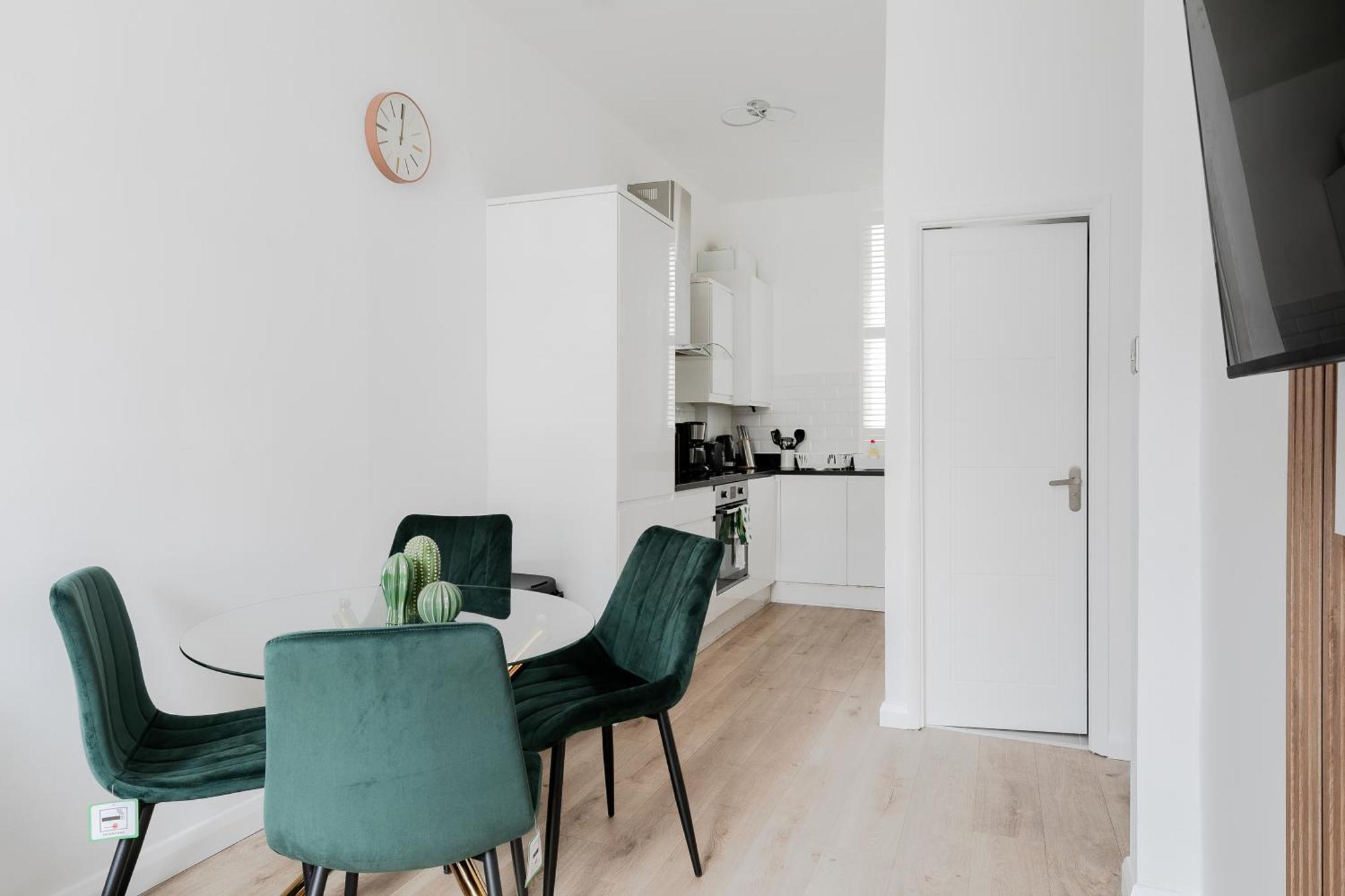 Cozy 1 Bedroom Flat Paddington Лондон Стая снимка